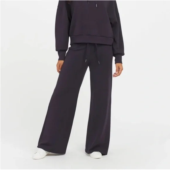 Spanx Women's AirEssentials Wide Leg Pant timeless navy blue size large